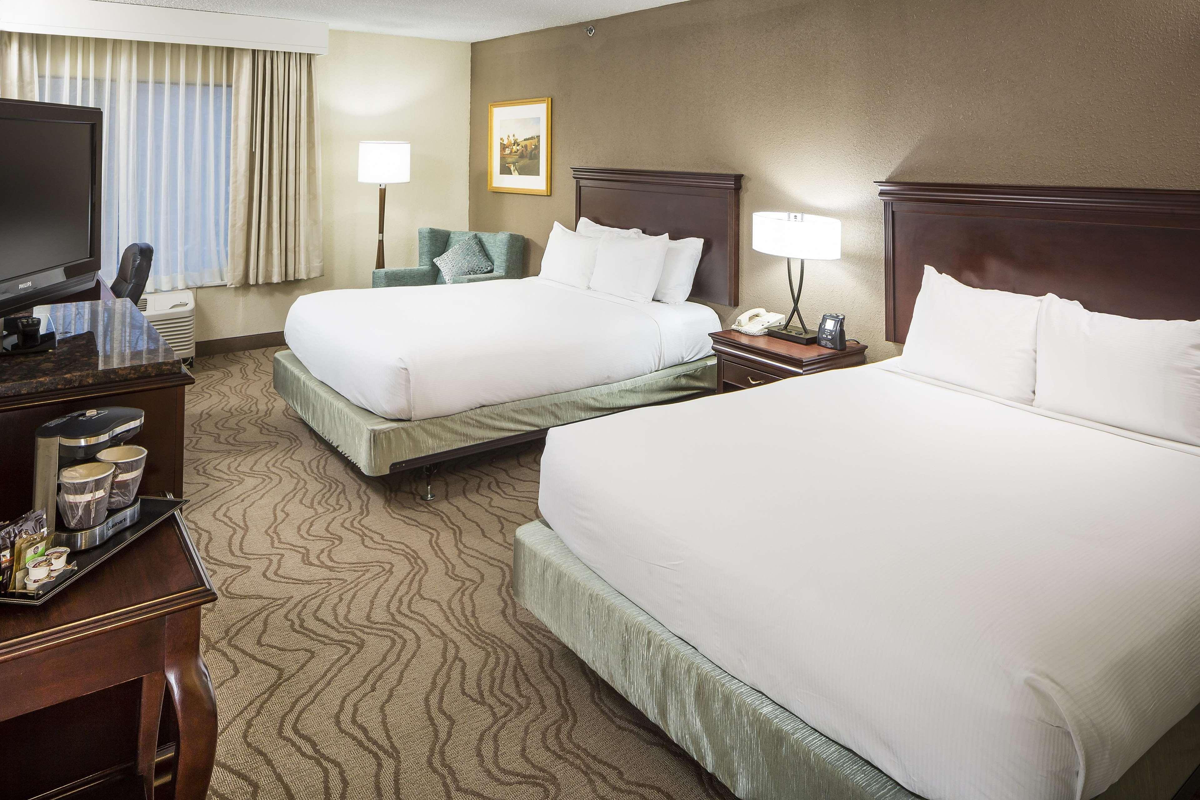 Envision Hotel & Conference Center Mansfield-Foxboro Экстерьер фото
