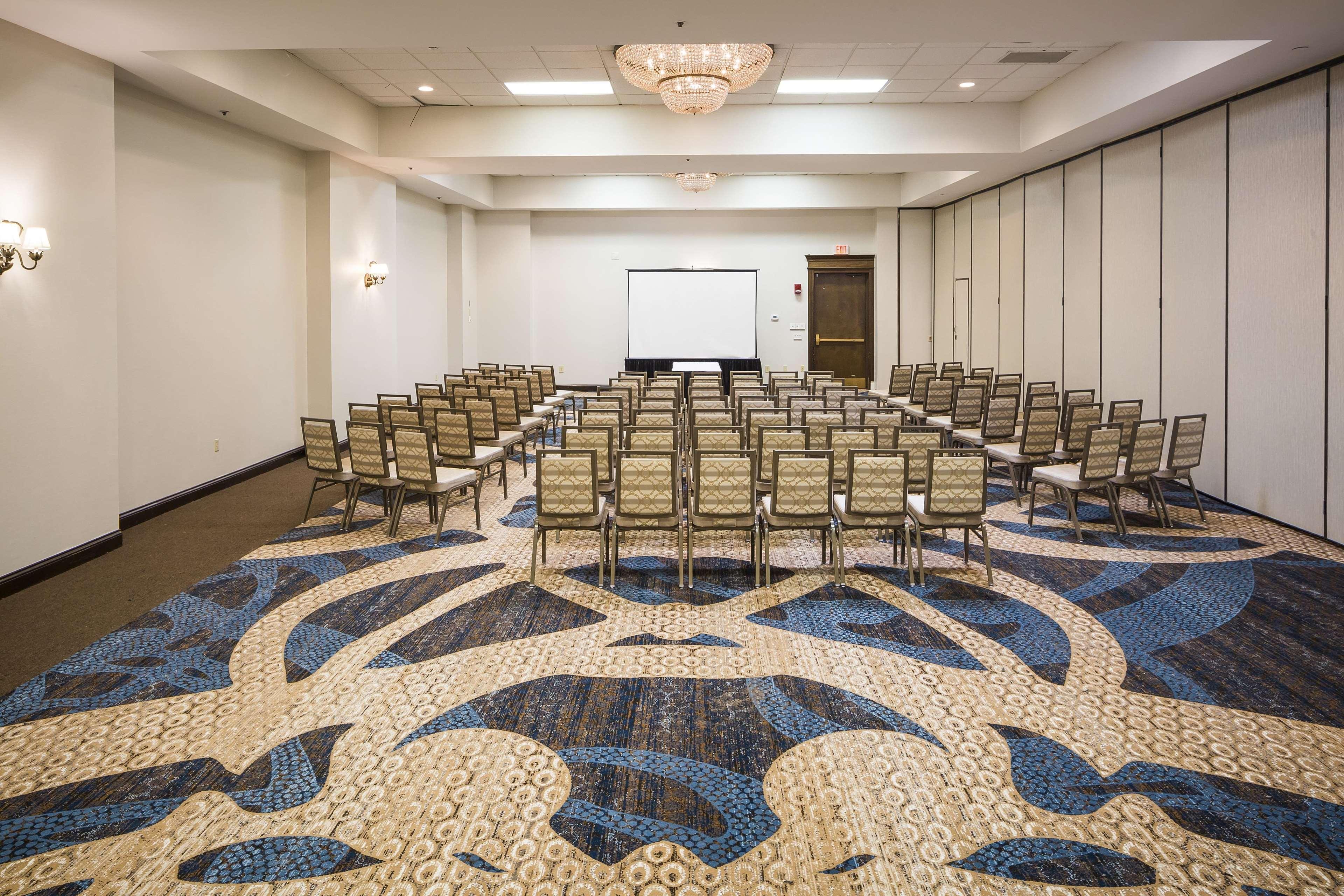 Envision Hotel & Conference Center Mansfield-Foxboro Экстерьер фото