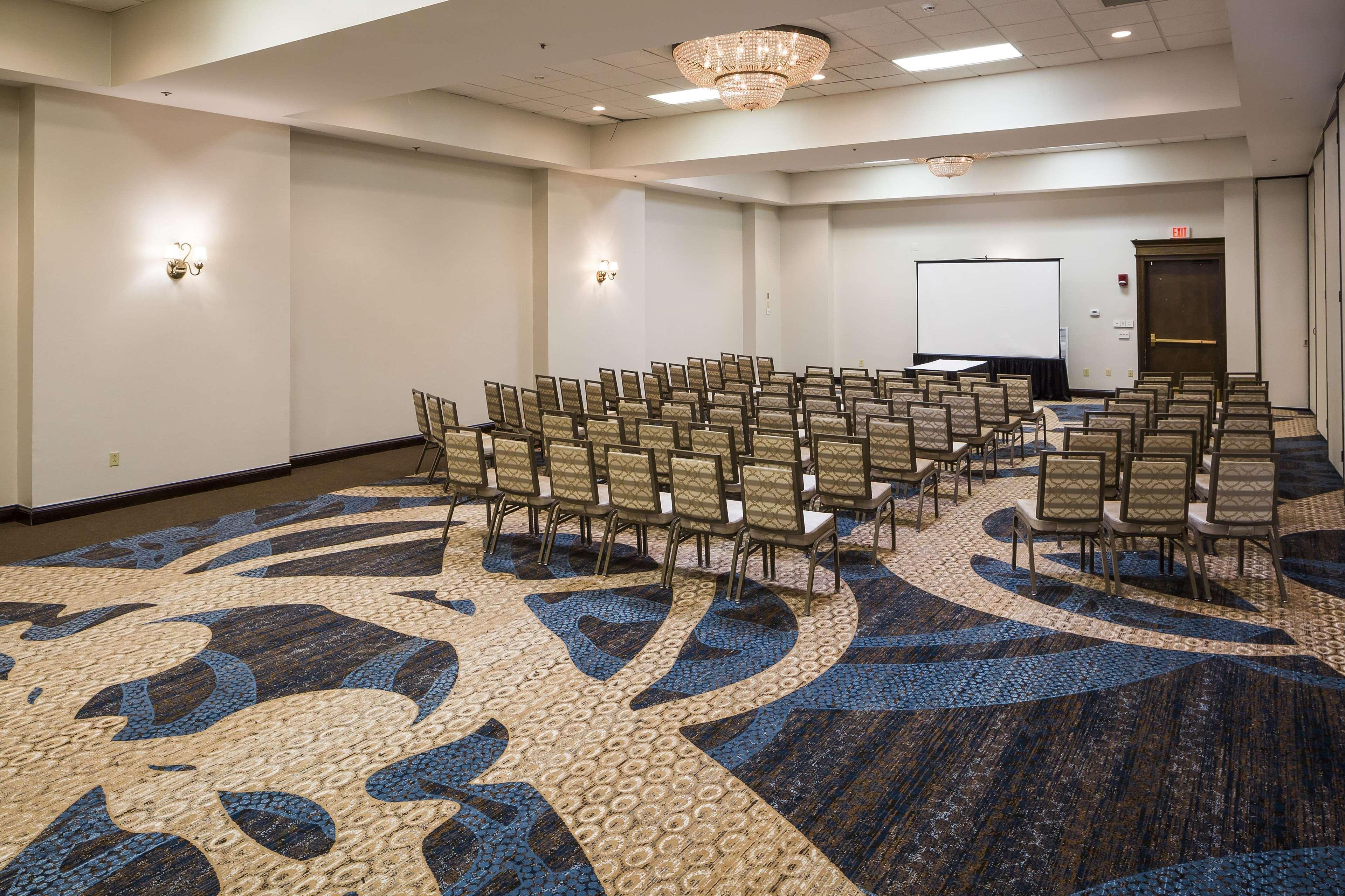 Envision Hotel & Conference Center Mansfield-Foxboro Экстерьер фото