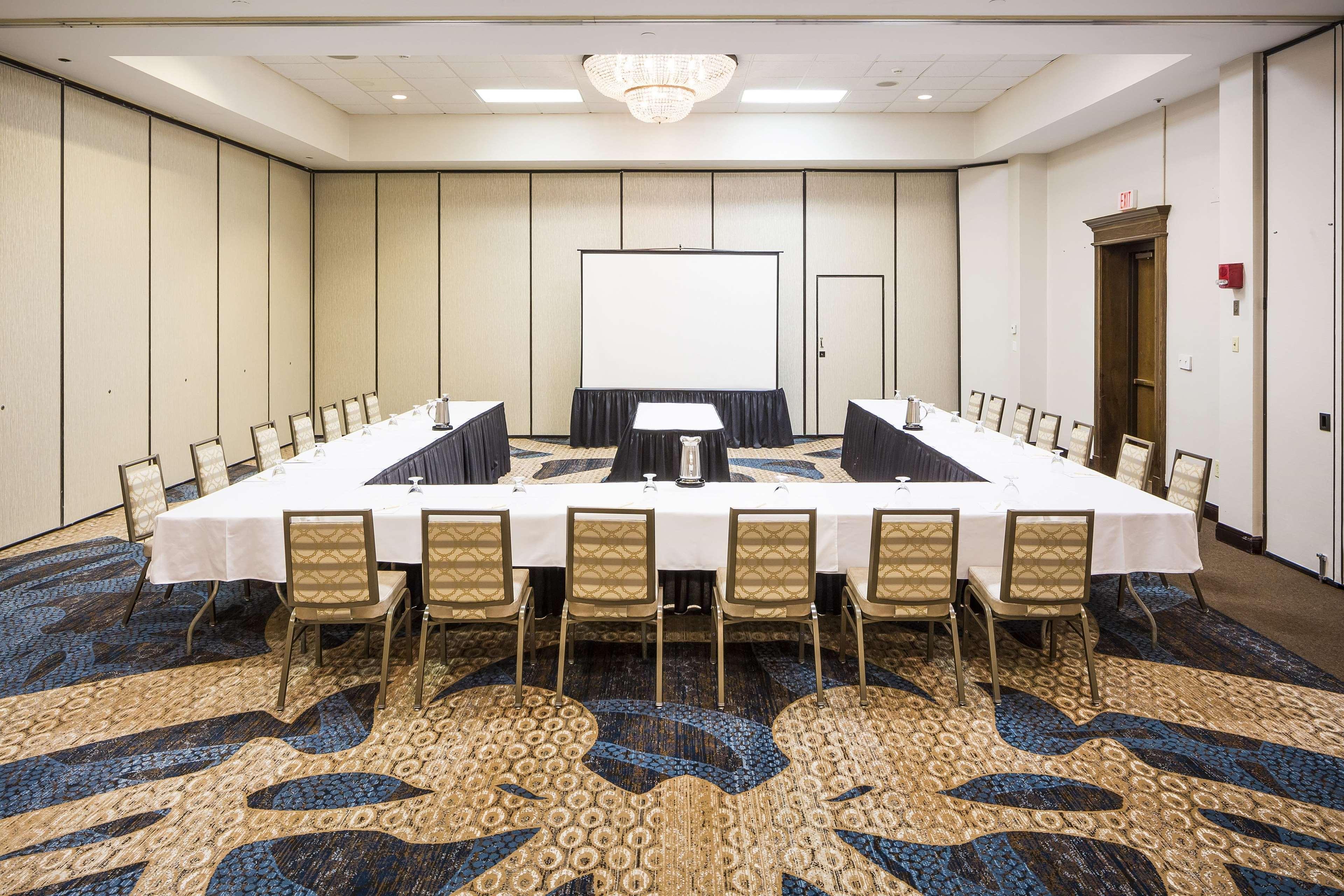 Envision Hotel & Conference Center Mansfield-Foxboro Экстерьер фото
